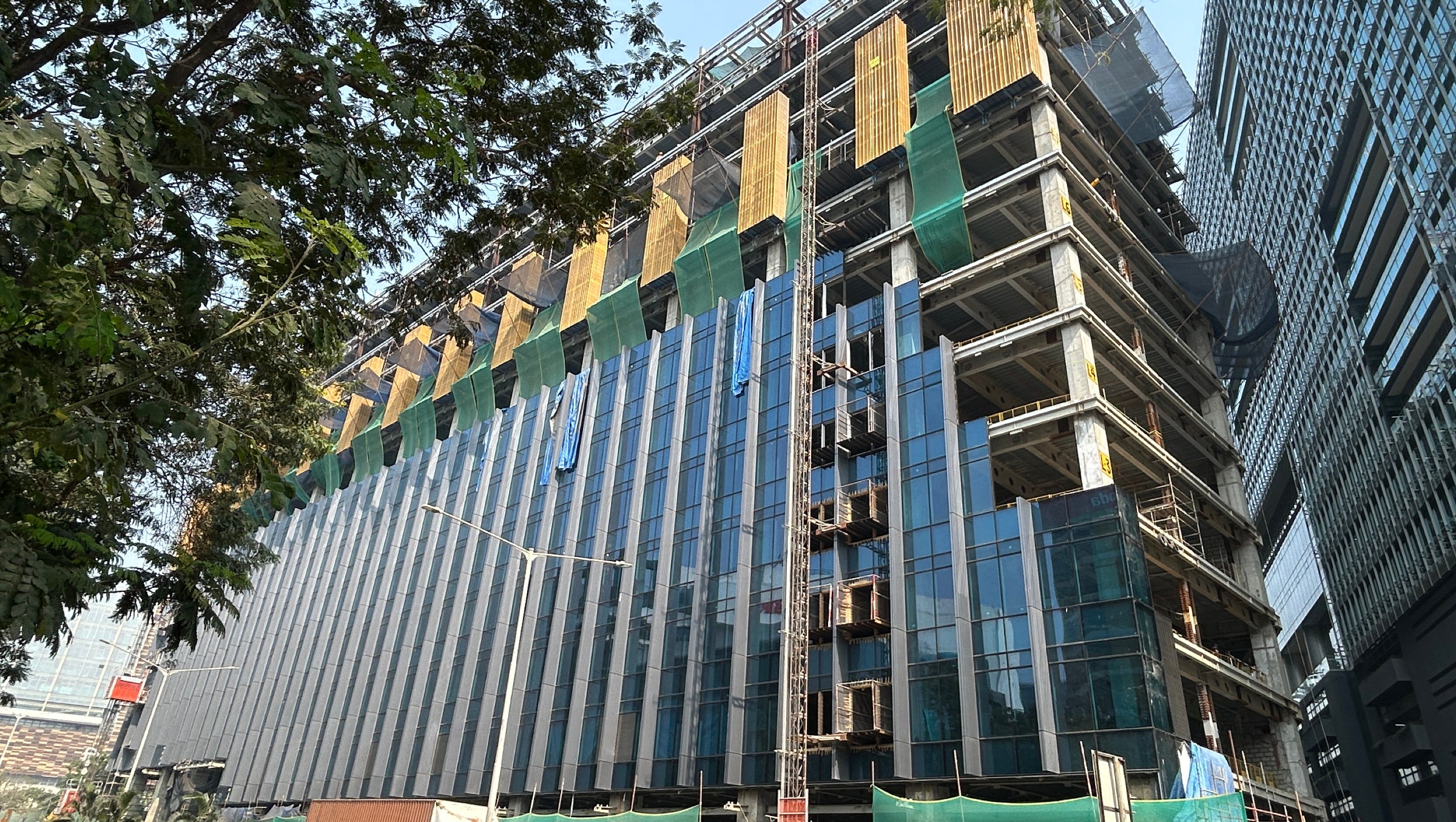 BKC_commercial sumitomo facades
