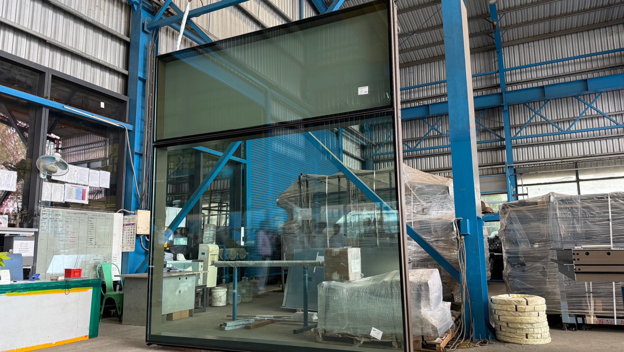 Jumbo_glass-facade_design