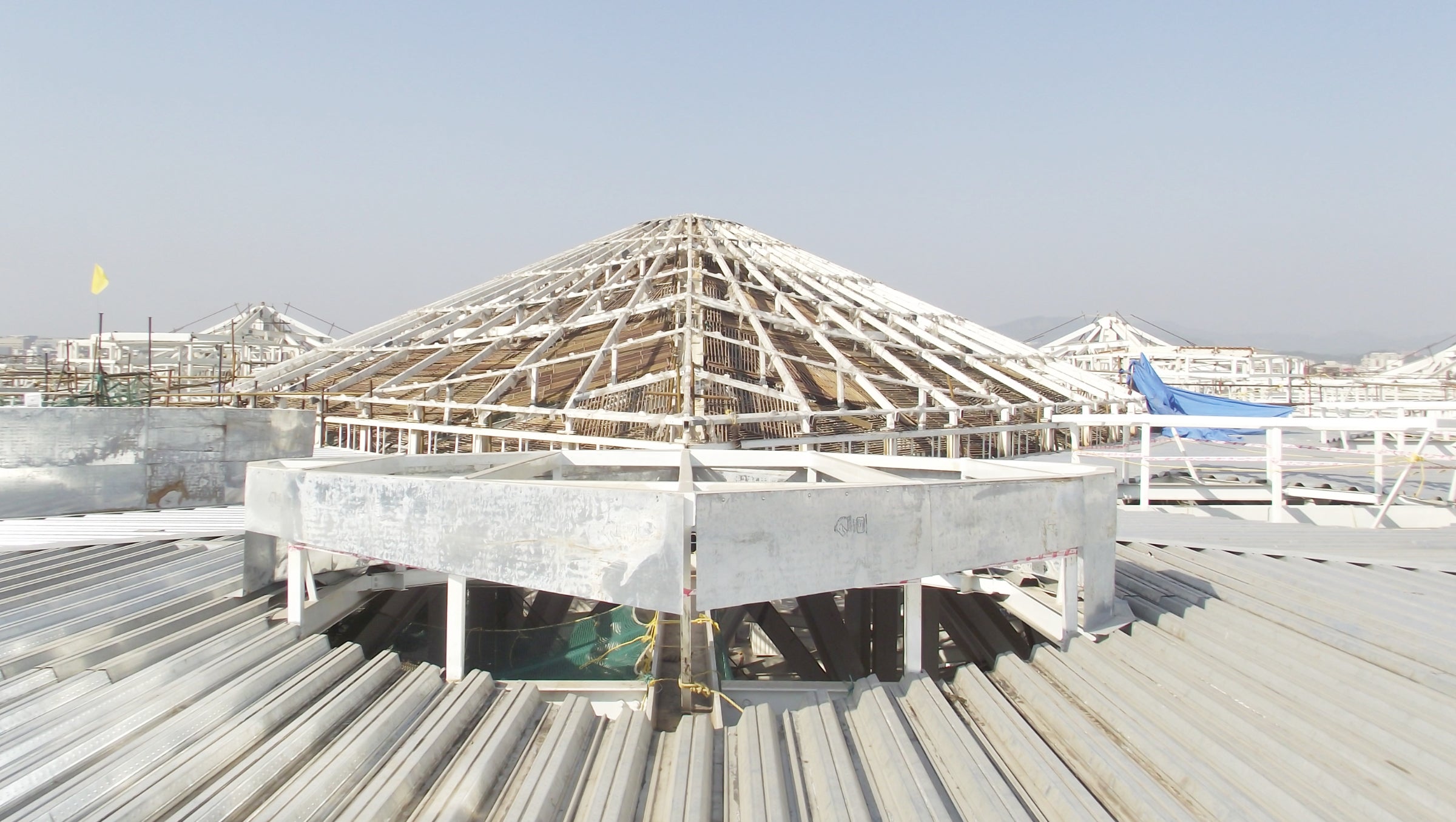 Mumbai airport façade