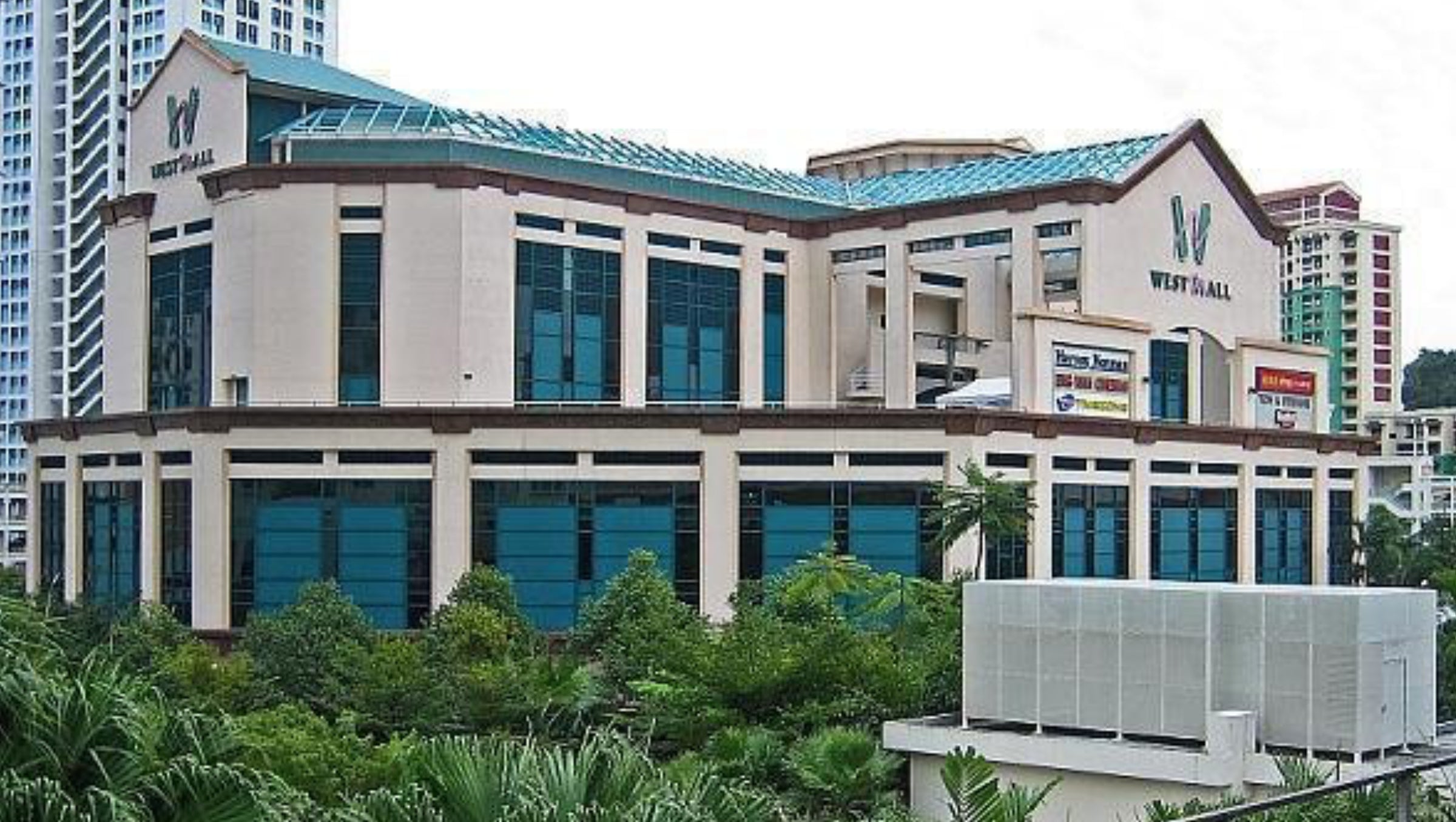 Singapore-mall-facade