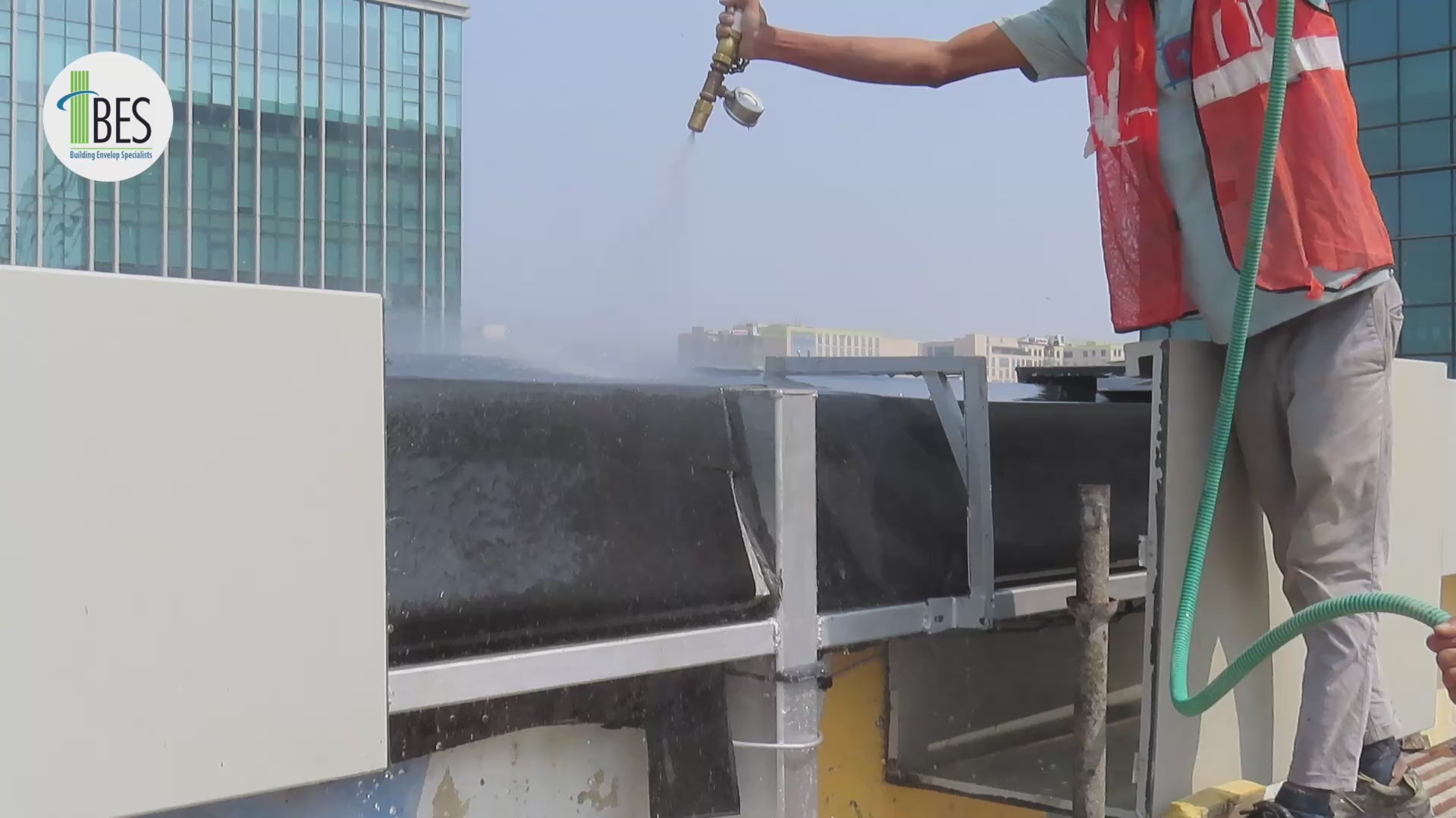 Load video: Facade repair works